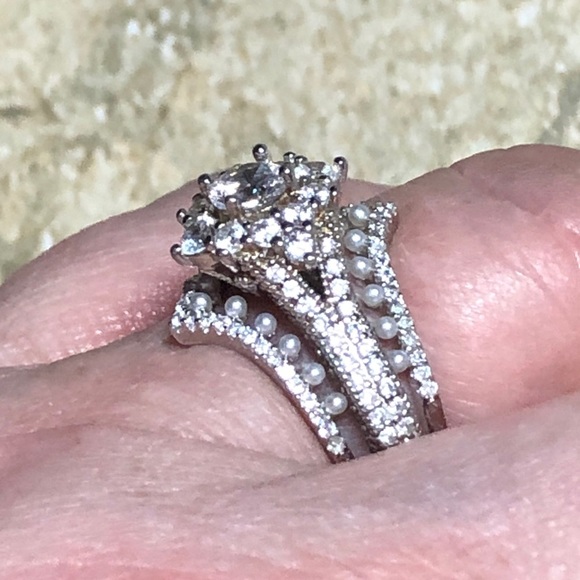 🚨50% off! Delicate Pearl, 5A CZs & Sterling 2 ring guard set! See all pictures - Picture 13 of 16